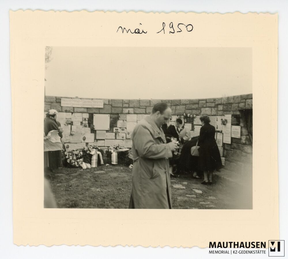 4.16.0004.jpg; 4.16.0004; KZ Gedenkstätte Mauthausen: Blick auf das französische Denkmal;
