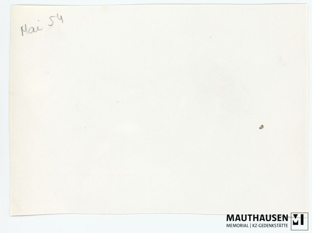 4.16.0025_RS.jpg; 4.16.0025; Verabschiedung von Teilnehmerinnen einer Gedenkreise, die meisten von ihnen Familienangehörige von im KZ Ermordeten, am Bahnhof Gare de l`Est Paris;