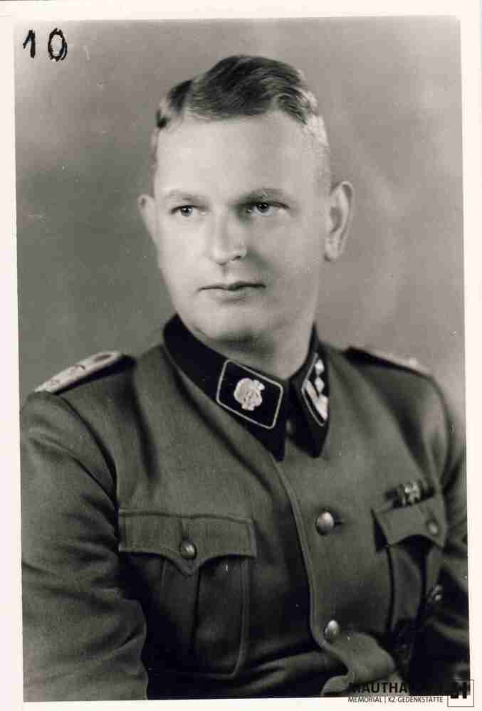 4.2.4.20.jpg; 4.2.4.20; KZ Mauthausen: Portraitfoto von Xaver Strauß ;