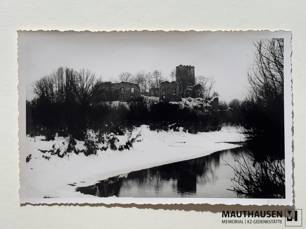 MM_4_4_2_2_008_01.jpg; 4.4.2.2.008; KZ Gusen: Fotoalbum des SS-Angehörigen Artur Schulz, Seite 8;