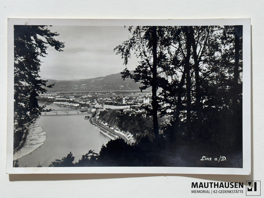 MM_4_4_2_2_008_03.jpg; 4.4.2.2.008; KZ Gusen: Fotoalbum des SS-Angehörigen Artur Schulz, Seite 8;