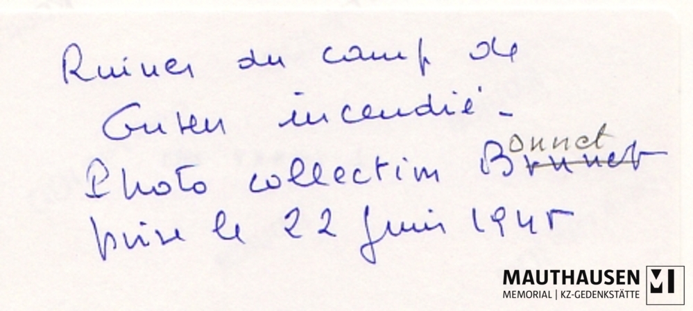 MM_4_7_1_0005_verso.jpg; 4.7.1.0005; Befreites KZ Gusen: Blick auf die Ruinen des abgebrannten Lagers Gusen II;
