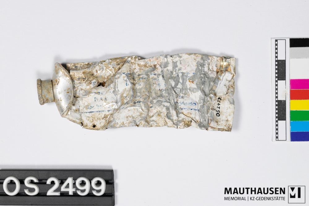 OS2499_2.jpg; OS2499; ; Tube