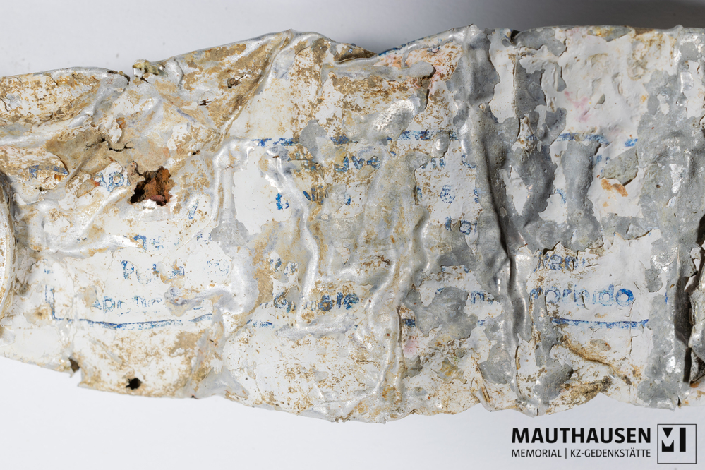 OS2499_4.jpg; OS2499; ; Tube