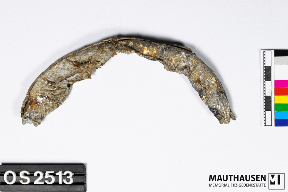 OS2513_2.jpg; OS2513; ; Randfragment