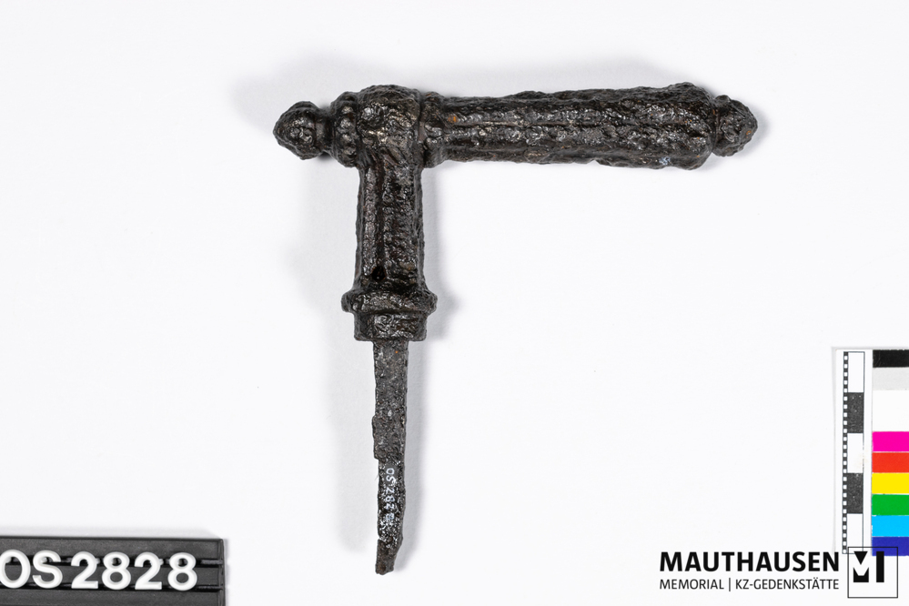 OS2828_1.jpg; OS2828; ; Griff